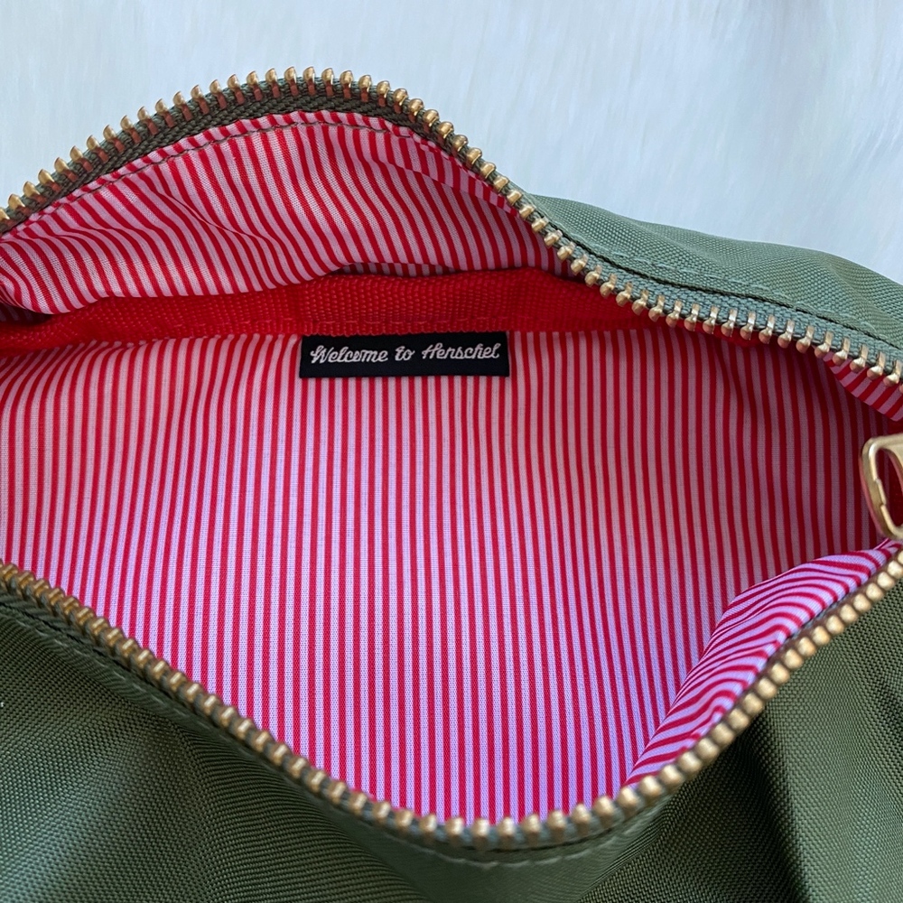 Herschel Supply Co. Fifteen Light Fanny Pack - Picture 2 of 2